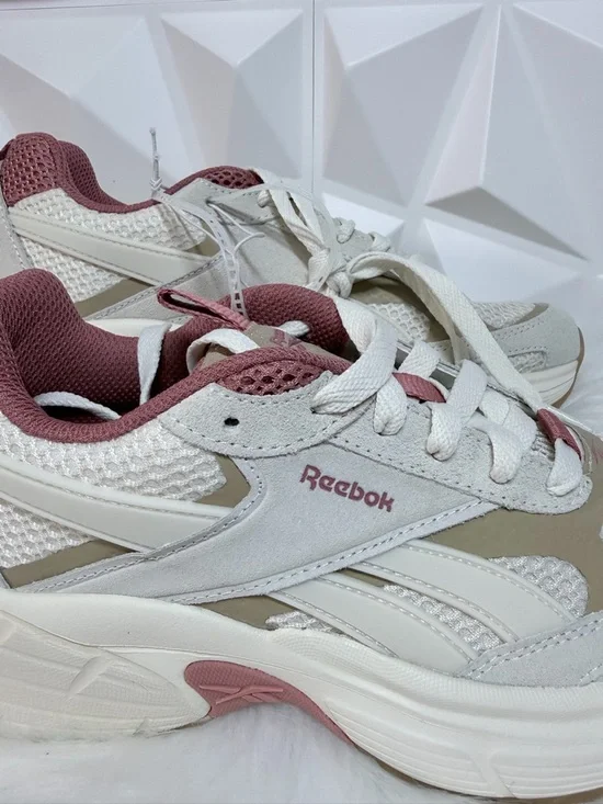 Reebok Women's Mesh Trainer in Light Gray & Mauve - Picture 3 of 6